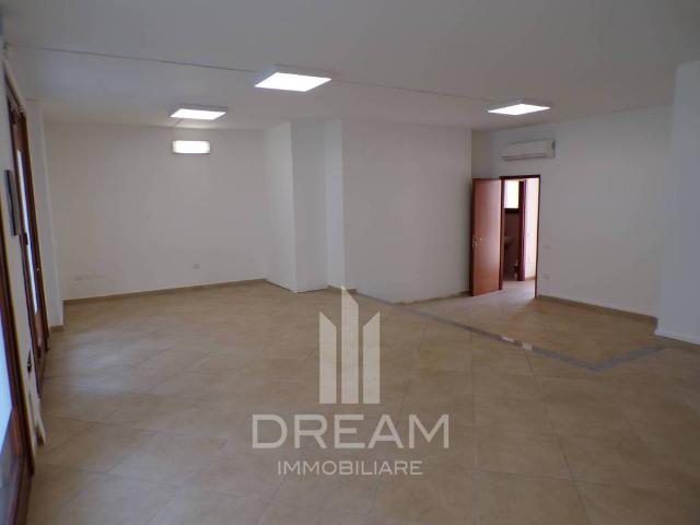 Locale Commerciale in affitto a Is Arenas, Quartu Sant'elena