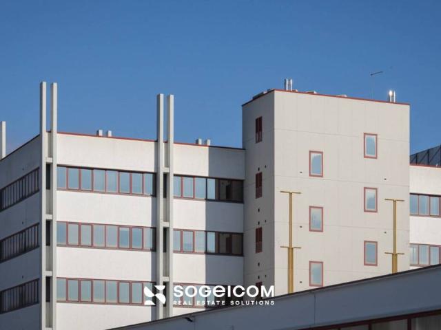 Locale Commerciale in affitto a Quinto Di Treviso, Veneto