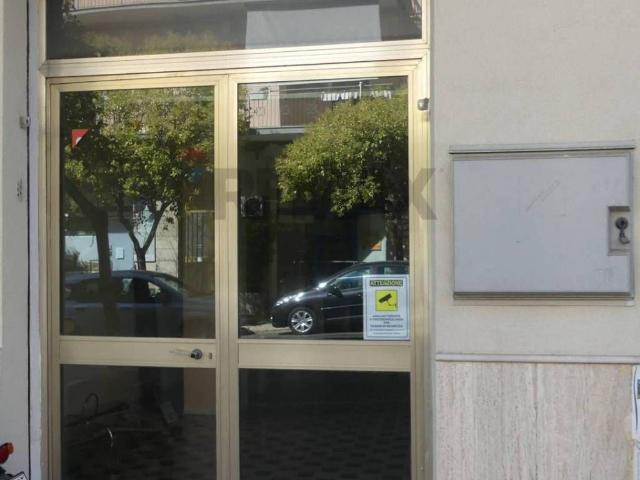 Locale Commerciale in affitto a Ragusa, Sicilia