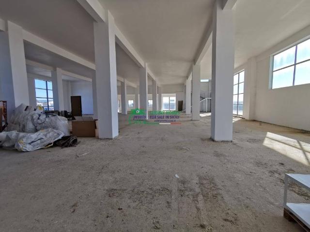 Locale Commerciale in affitto a Annunziata, Ragusa