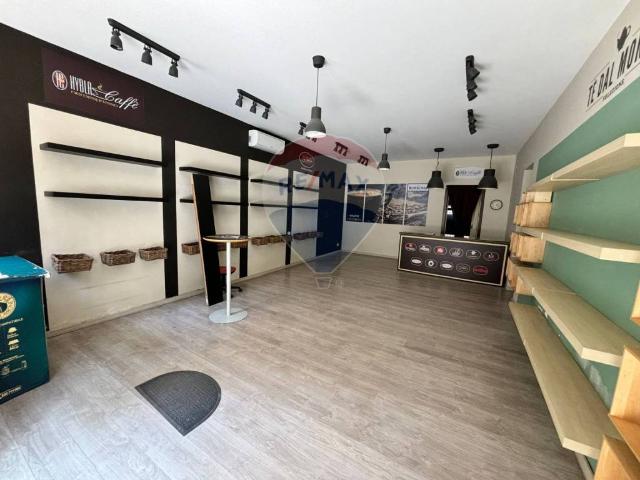 Locale Commerciale in affitto a Ragusa, Cappuccini