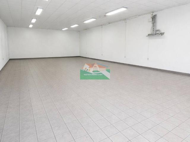 Locale Commerciale in affitto a Ponte Nuovo, Ravenna