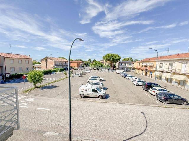 Locale Commerciale in affitto a Santerno, Ravenna