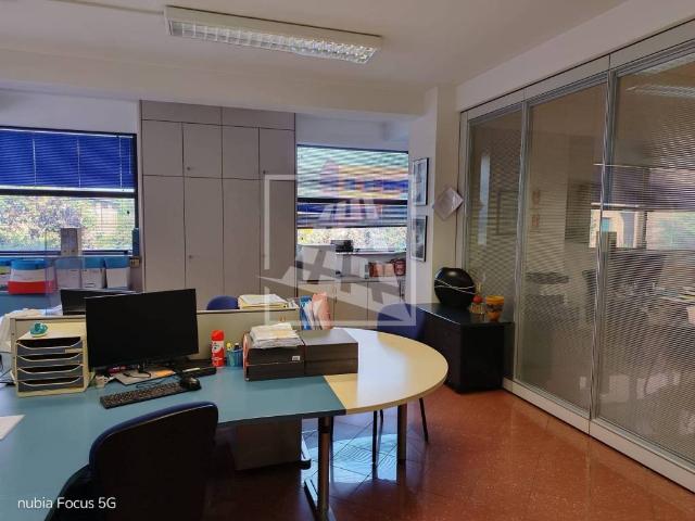 Locale Commerciale in affitto a Tondo, Re