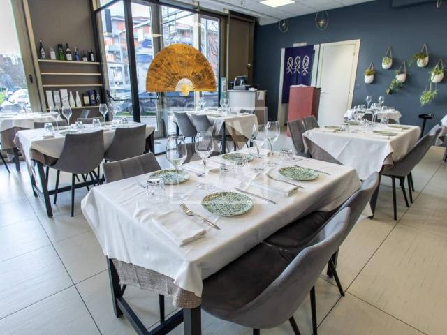 Locale Commerciale in affitto a Buco del Signore, Re