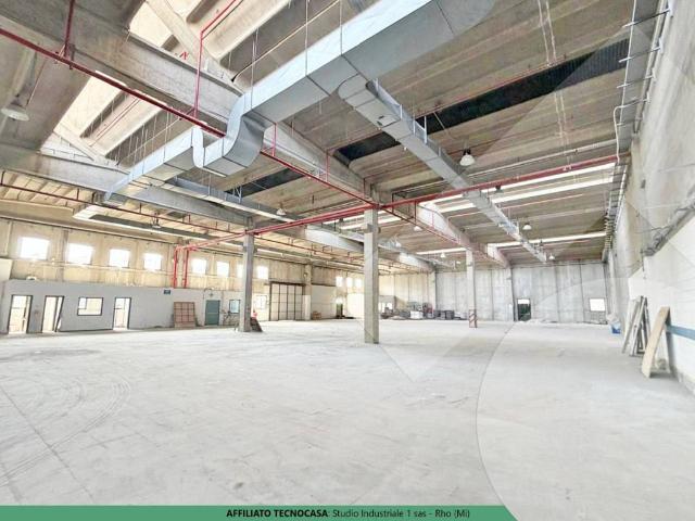 Locale Commerciale in affitto a Rho, Lombardia