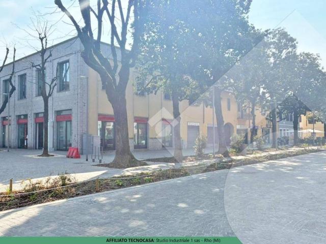 Locale Commerciale in affitto a Lucernate, Rho