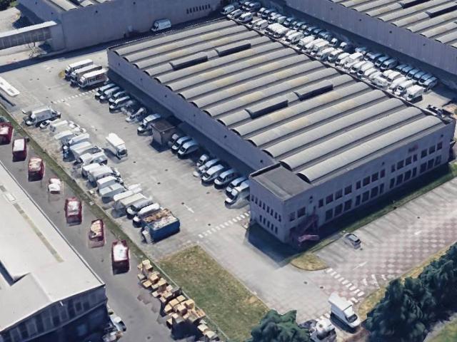 Locale Commerciale in affitto a Lucernate, Rho