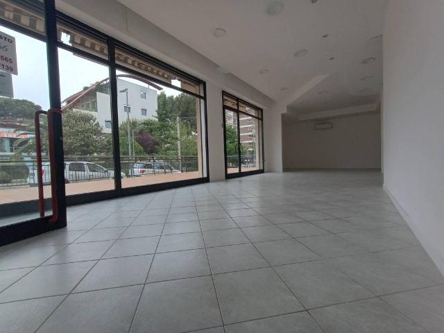 Locale Commerciale in affitto a Alba, Riccione