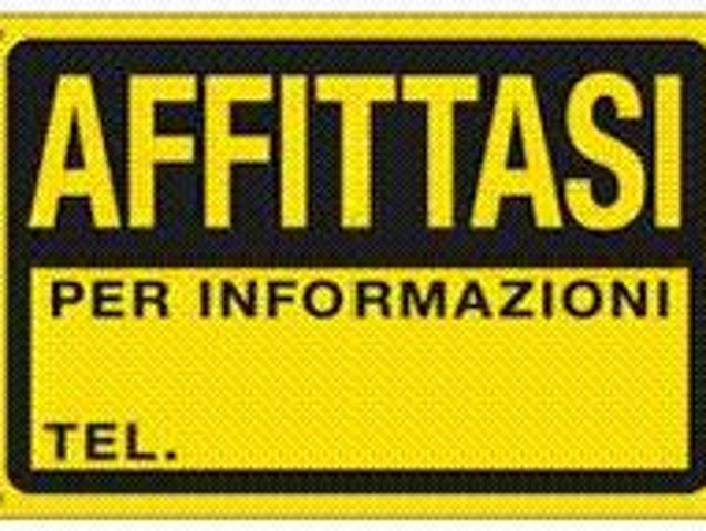 Locale Commerciale in affitto a Riccione, Reggio Emilia