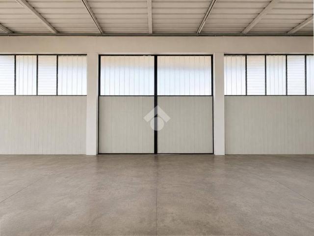 Locale Commerciale in affitto a Fonte, Riese Pio X
