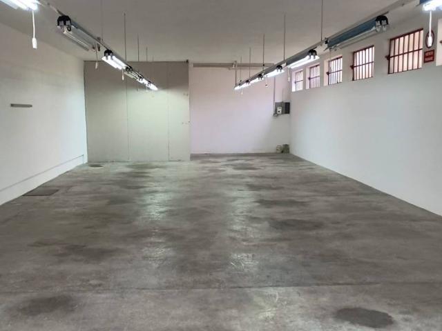 Locale Commerciale in affitto a Fonte, Riese Pio X