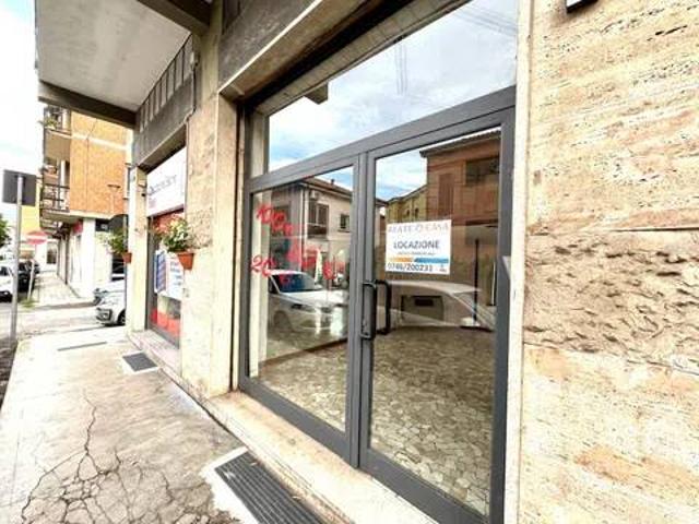 Locale Commerciale in affitto a Borgo, Rieti
