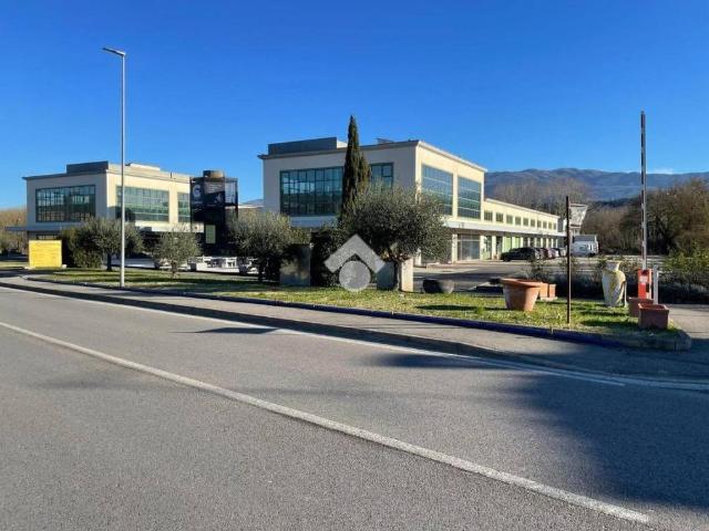 Locale Commerciale in affitto a Rignano Sull'arno, Toscana