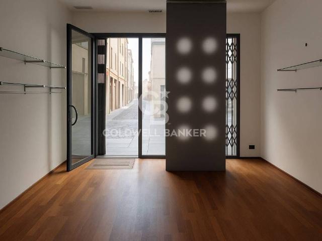 Locale Commerciale in affitto a San Giuliano, Rimini