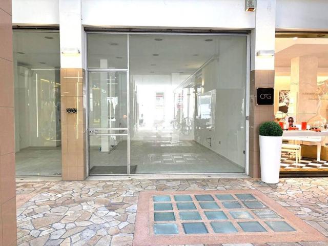 Locale Commerciale in affitto a Rimini, Reggio Emilia
