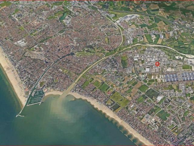 Locale Commerciale in affitto a Rimini, Reggio Emilia