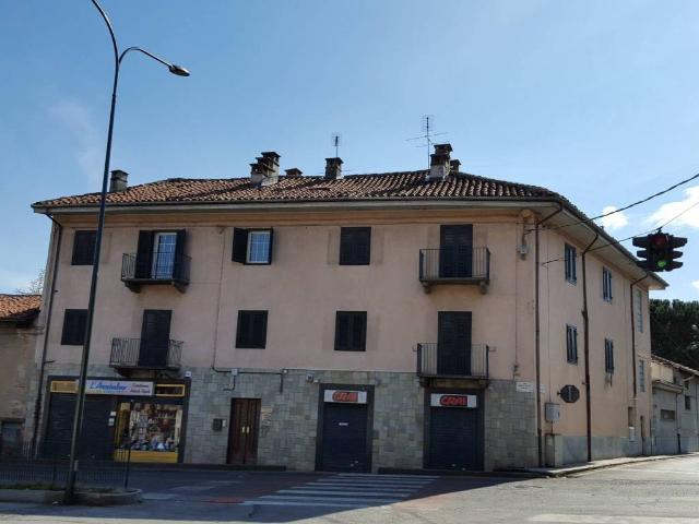 Locale Commerciale in affitto a Piemonte, Torino