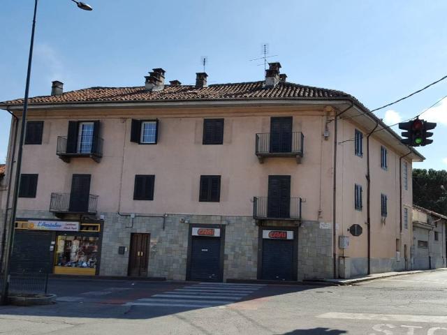 Locale Commerciale in affitto a Piemonte, Torino