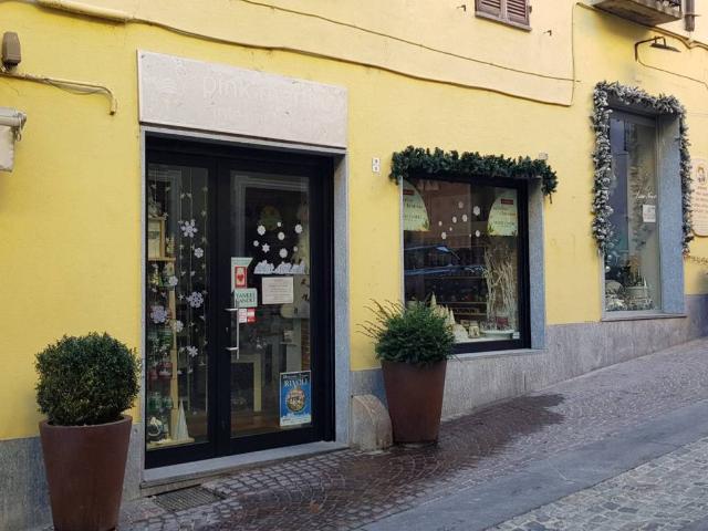 Locale Commerciale in affitto a Piemonte, Torino