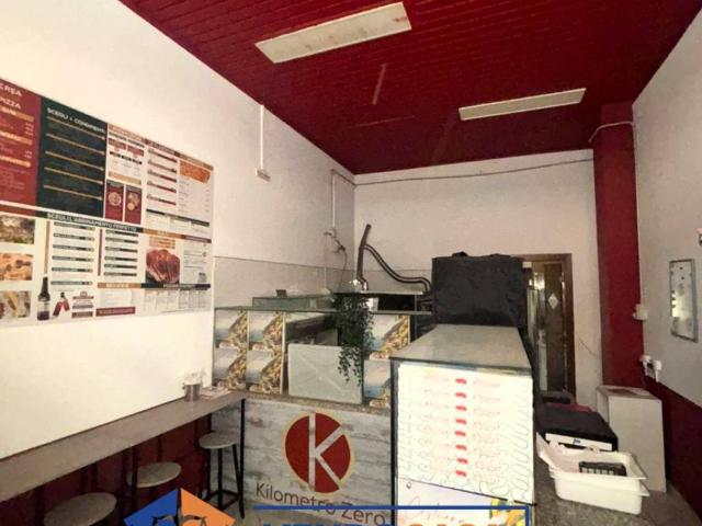 Locale Commerciale in affitto a Piemonte, Torino