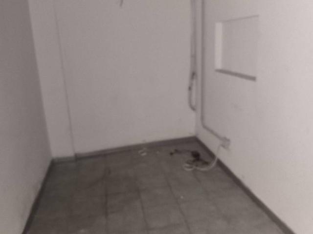 Locale Commerciale in affitto a Roccapiemonte, Campania