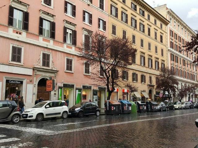 Locale Commerciale in vendita a Municipio Roma I, Roma Capitale