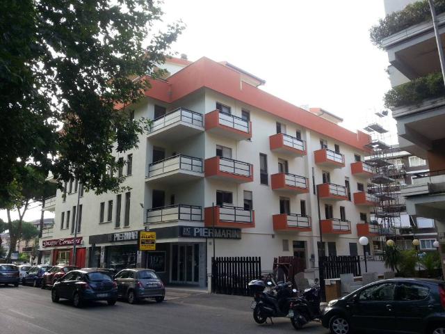 Locale Commerciale in affitto a Municipio Roma III, Roma Capitale