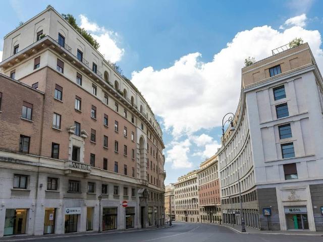 Locale Commerciale in affitto a Municipio Roma I, Roma Capitale
