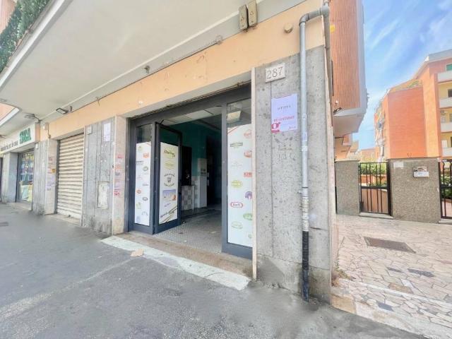 Locale Commerciale in affitto a Lido di Ostia, Roma Capitale