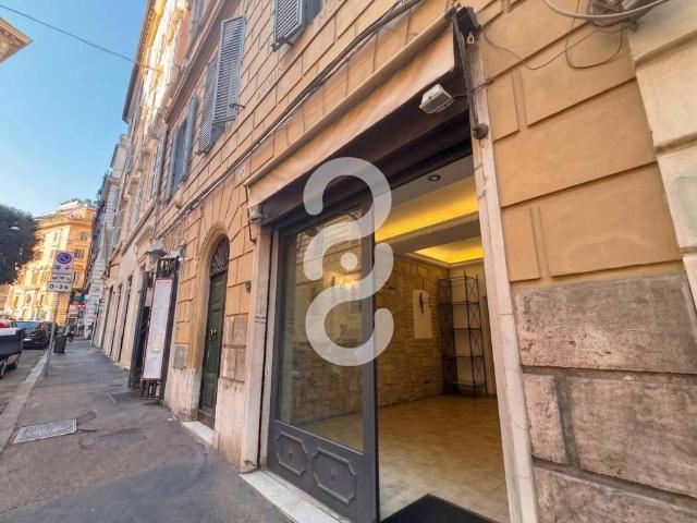 Locale Commerciale in affitto a Municipio Roma I, Roma Capitale