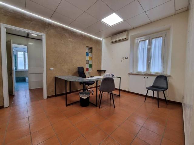 Locale Commerciale in affitto a Saxa Rubra, Roma Capitale