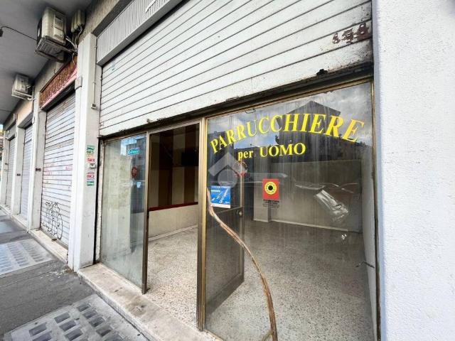 Locale Commerciale in affitto a Municipio Roma IV, Roma Capitale