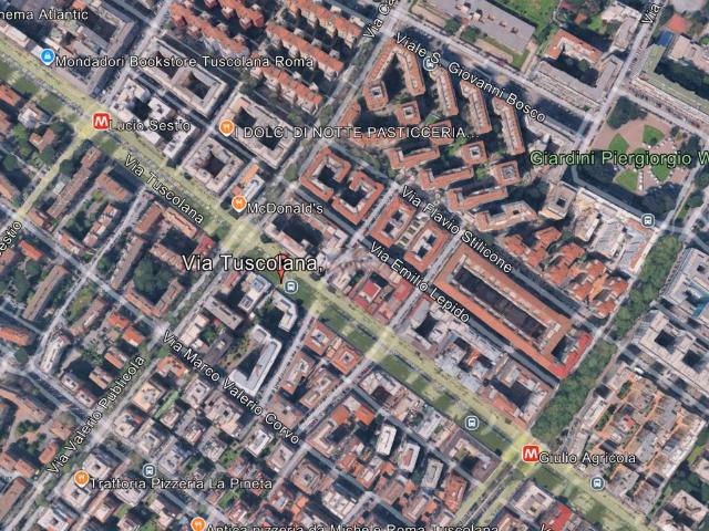 Locale Commerciale in affitto a Municipio Roma VII, Roma Capitale