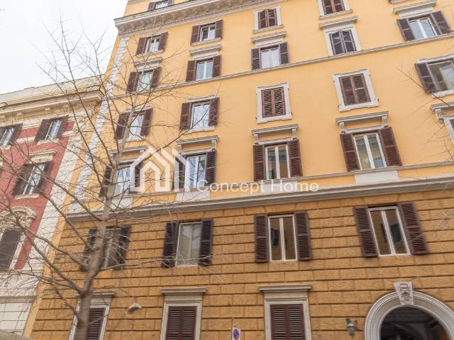 Locale Commerciale in affitto a Municipio Roma I, Roma Capitale