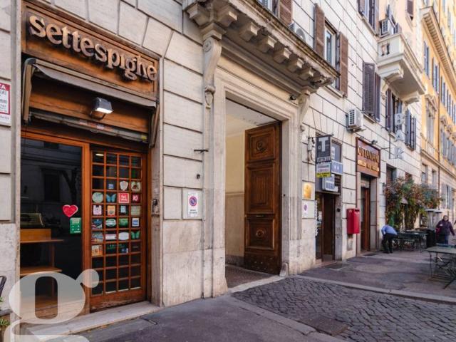 Locale Commerciale in affitto a Municipio Roma I, Roma Capitale