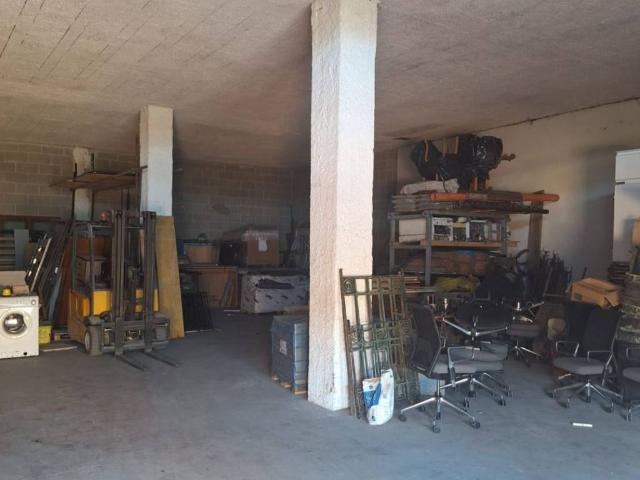 Locale Commerciale in affitto a Municipio Roma VI, Roma Capitale