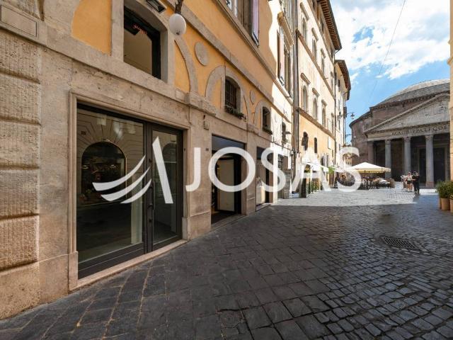 Locale Commerciale in affitto a Municipio Roma I, Roma Capitale