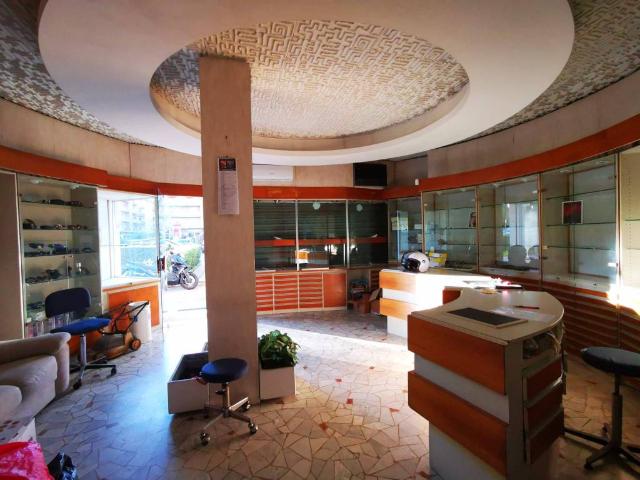 Locale Commerciale in affitto a Lido di Ostia, Roma Capitale