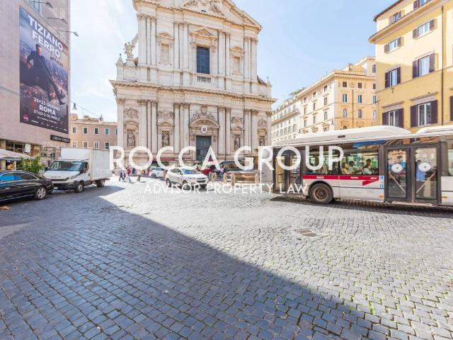 Locale Commerciale in affitto a Municipio Roma I, Roma Capitale