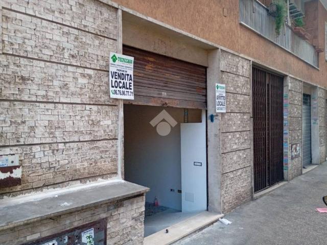 Locale Commerciale in affitto a Municipio Roma V, Roma Capitale