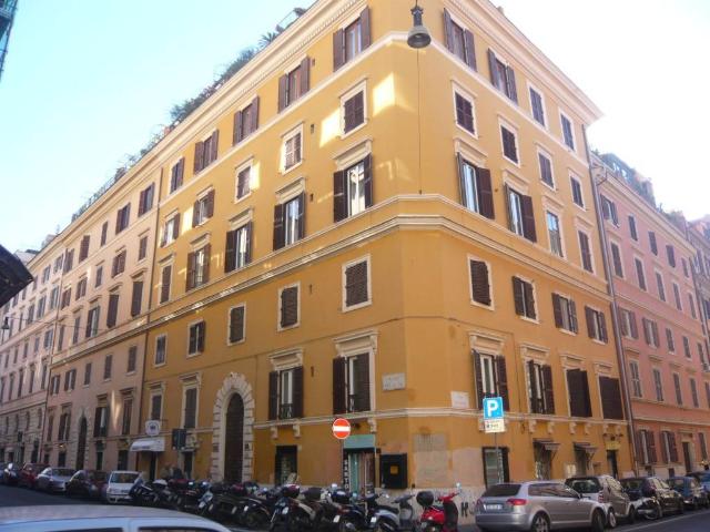 Locale Commerciale in affitto a Municipio Roma I, Roma Capitale