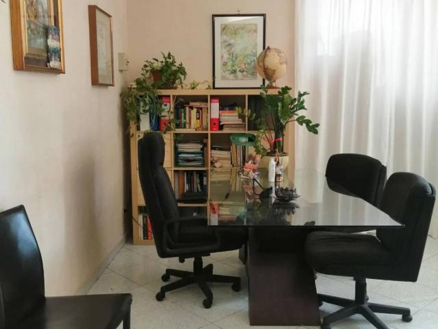 Locale Commerciale in affitto a Municipio Roma VII, Roma Capitale