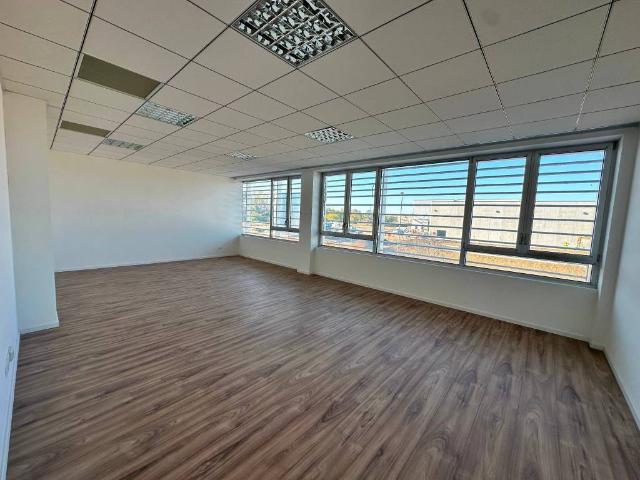 Locale Commerciale in affitto a Vallio, Roncade