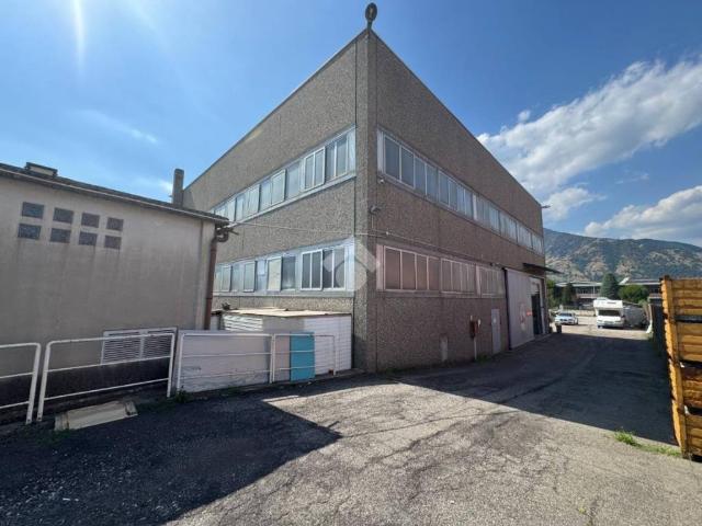 Locale Commerciale in affitto a Piemonte, Torino