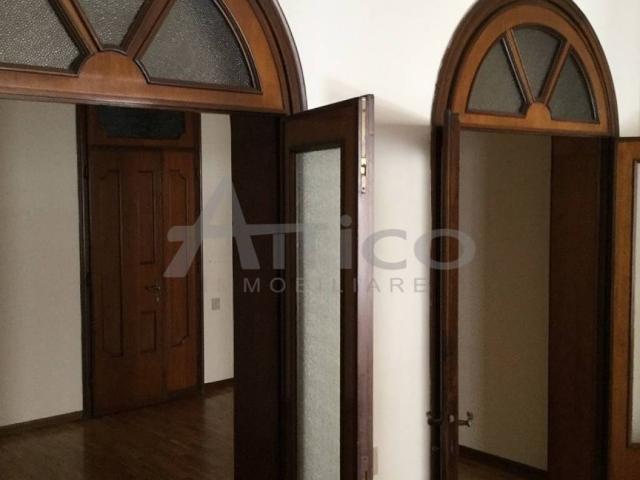 Locale Commerciale in affitto a Commenda, Rovigo