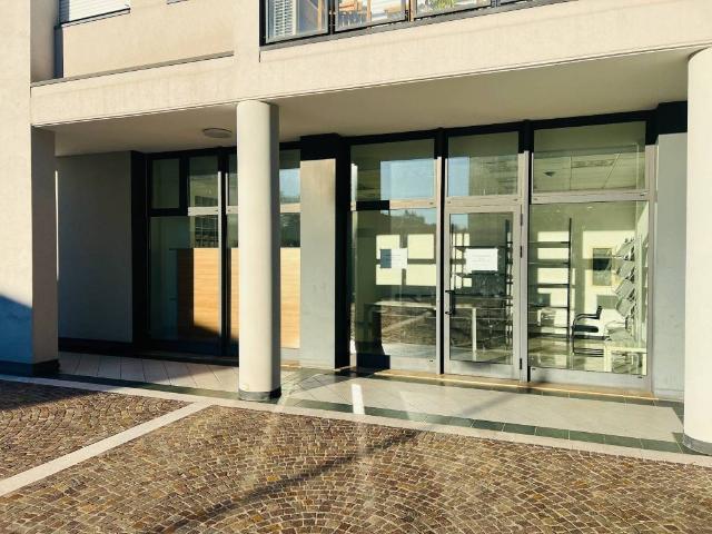 Locale Commerciale in affitto a Rubano, Veneto