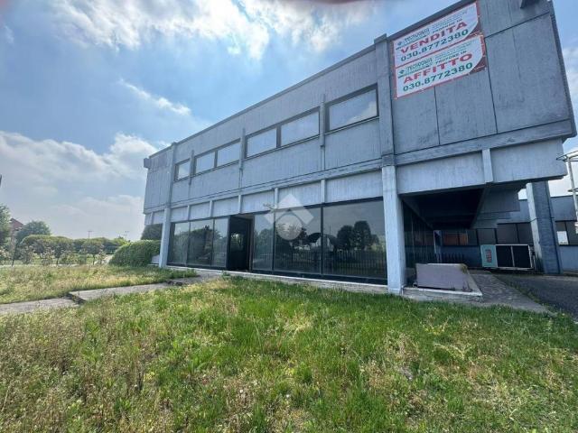Locale Commerciale in affitto a Rudiano, Lombardia