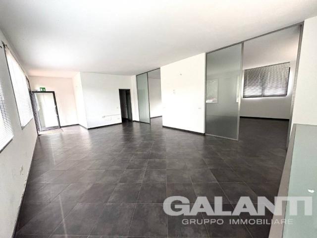 Locale Commerciale in affitto a Unione di Comuni Valdarno e Valdisieve, Rufina