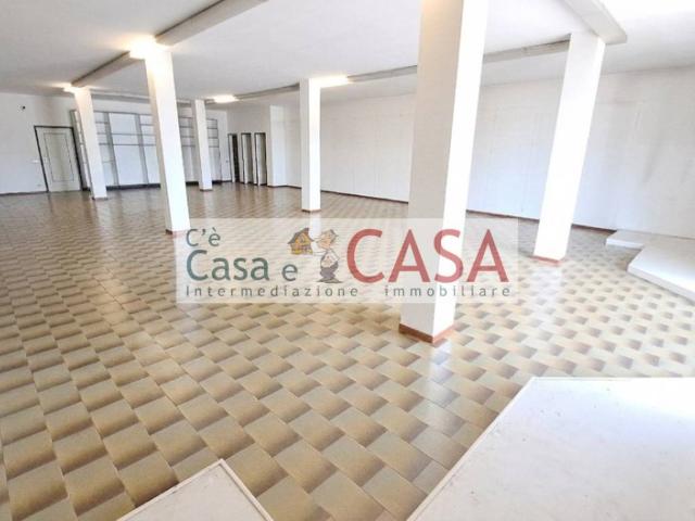 Locale Commerciale in affitto a Creola, Saccolongo